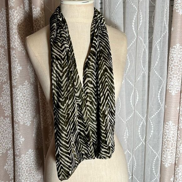 Vintage Elaine Gold long rectangular scarf - Picture 1 of 4
